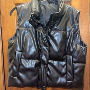 SHEIN Black Puffer Vest